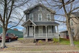22 N Washington St, Muncy PA - Duplex Property