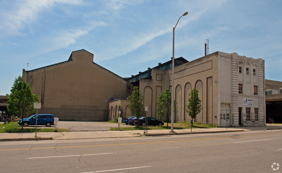 118 E 4th St, Dayton, OH for sale - Primary Photo - Image 1 of 4