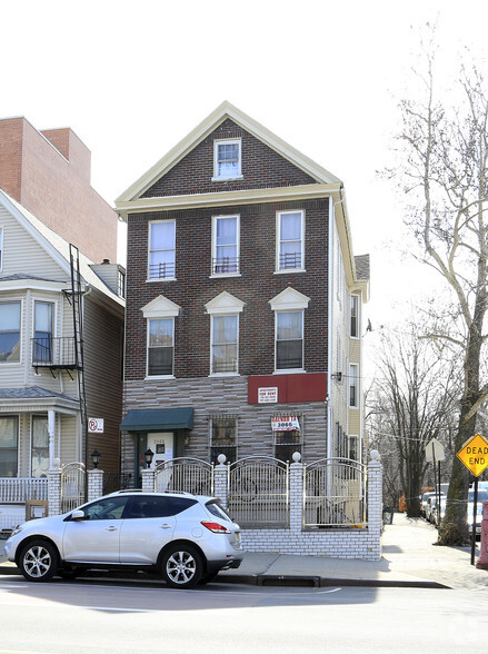 3066 Webster Ave, Bronx, NY for sale - Primary Photo - Image 1 of 1