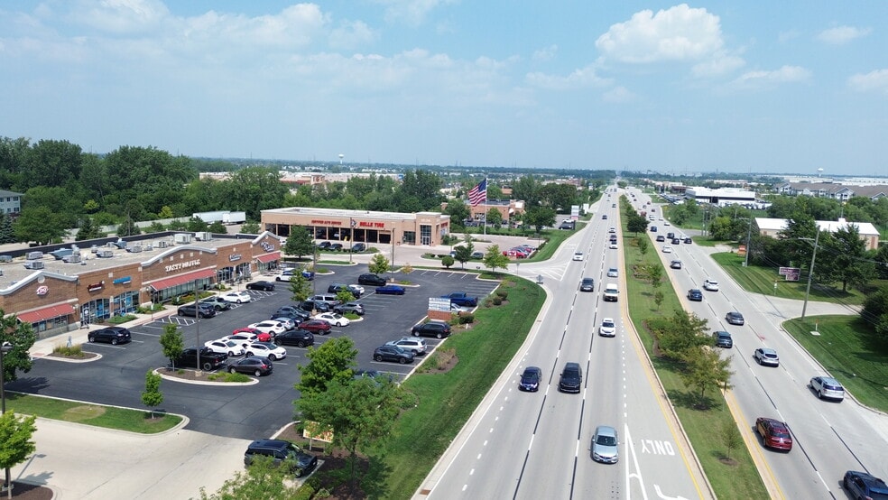 632 S Weber Rd, Romeoville, IL for lease - Building Photo - Image 3 of 9