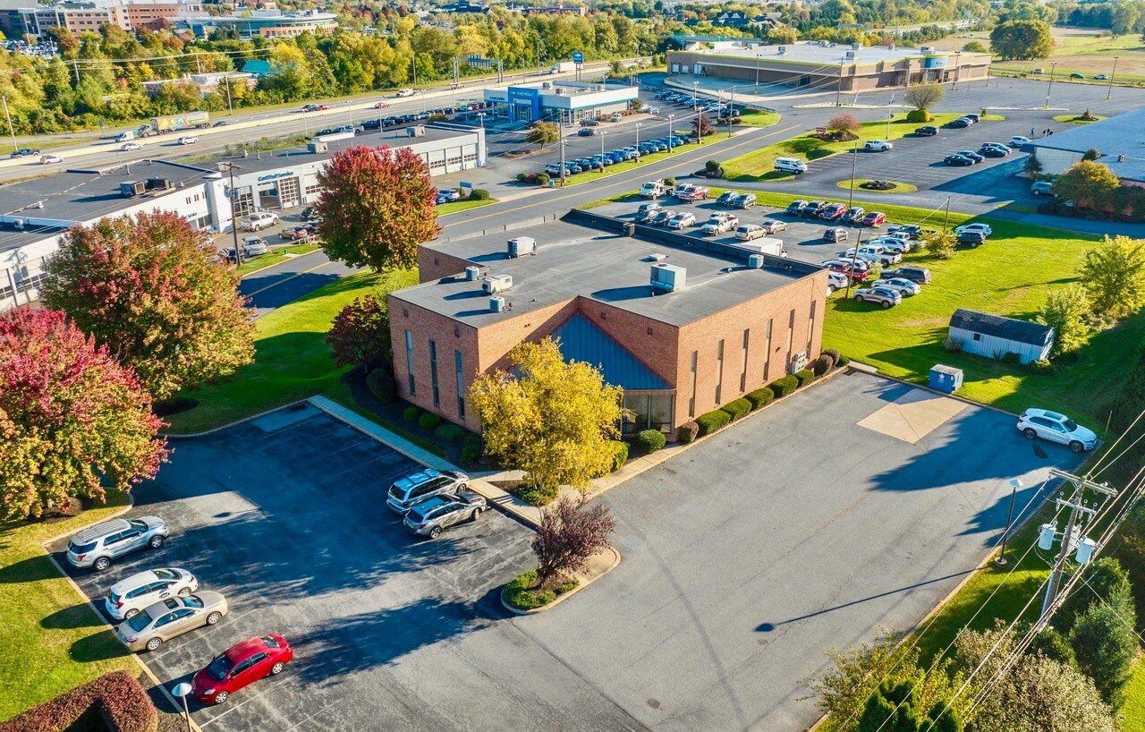 951 Rohrerstown Rd, Lancaster, PA 17601 Office for Sale