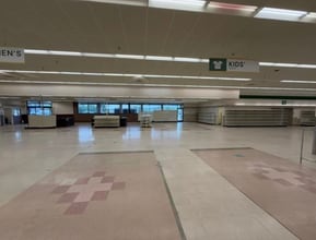 W Walnut Ave, Dalton, GA for lease Interior Photo- Image 1 of 7