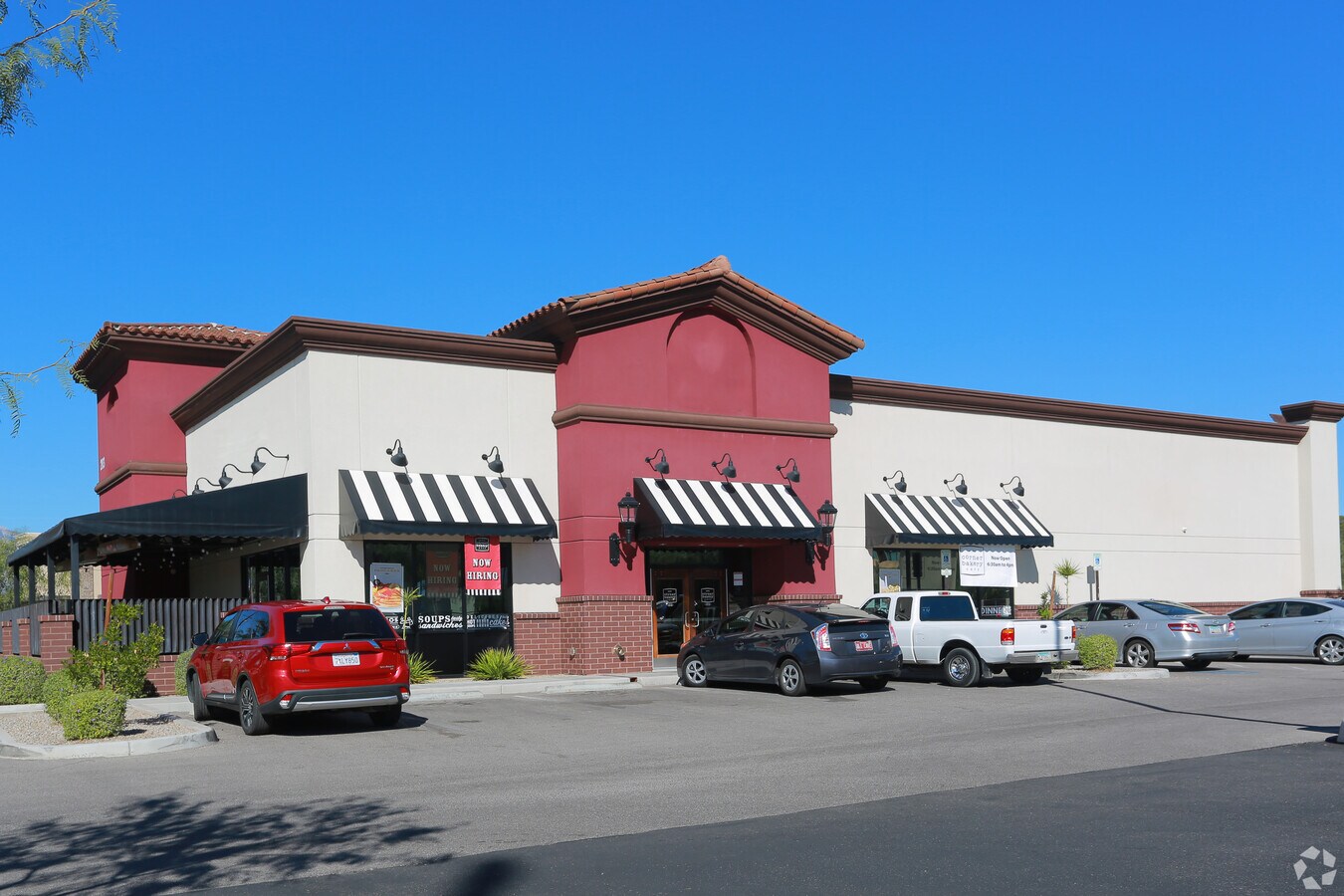 203 S Wilmot Rd, Tucson, AZ 85711 Corner Bakery