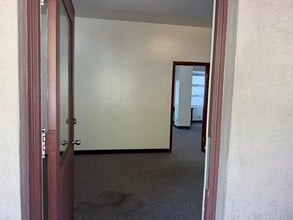 1401-1415 Kalakaua Ave, Honolulu, HI for lease Interior Photo- Image 1 of 9