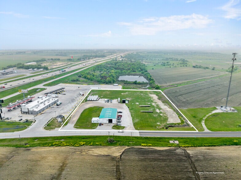 3792 FM 1304, Abbott, TX for sale - Building Photo - Image 1 of 1