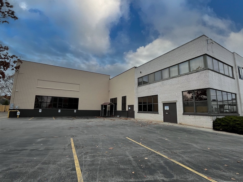1425 University Ave, Rochester, NY for lease - Building Photo - Image 2 of 22