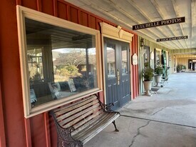 Brickerville House Restaunt and Shops - Storefront Property