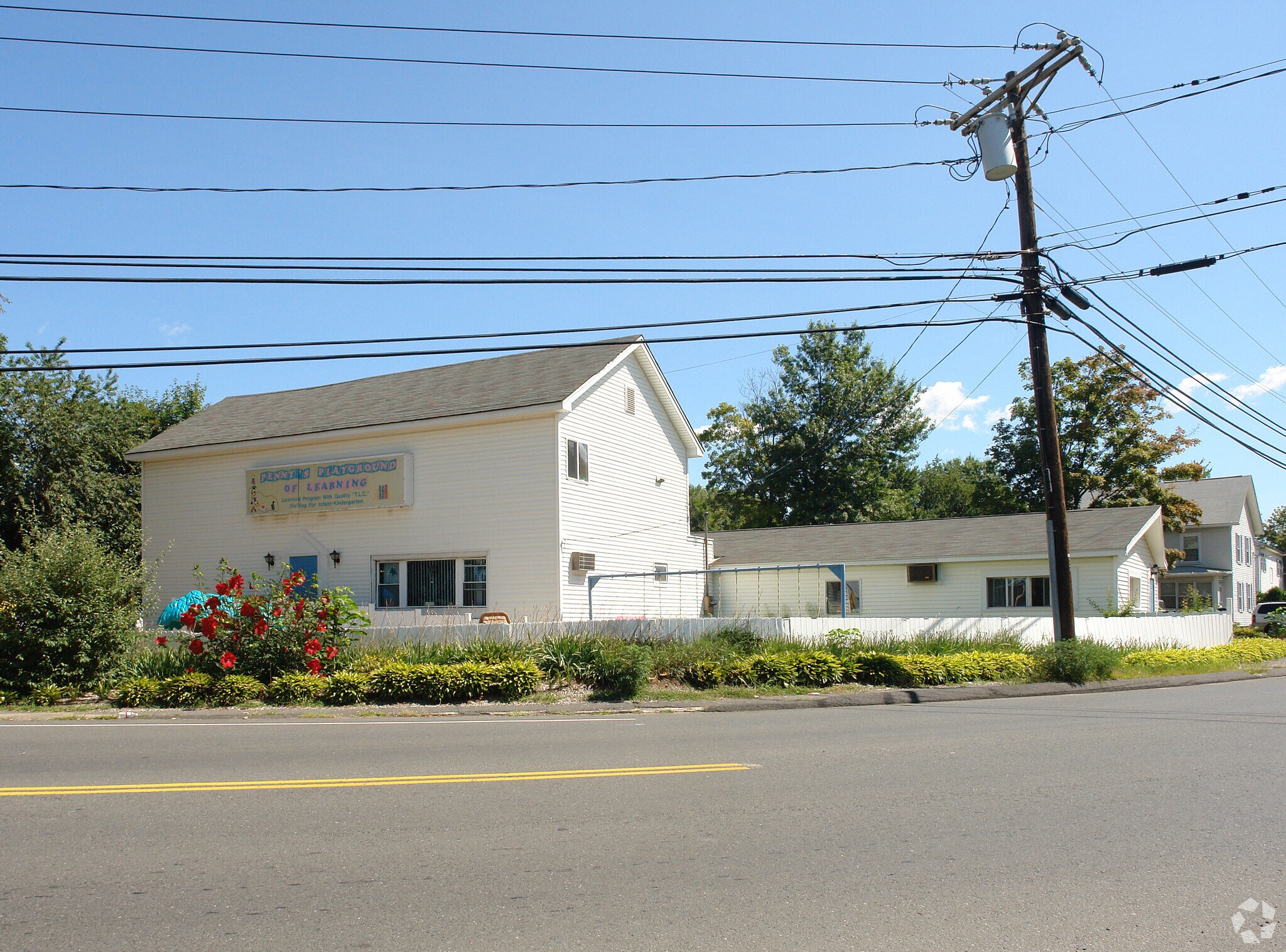 19 Pine St, Plainville, CT for sale Primary Photo- Image 1 of 1
