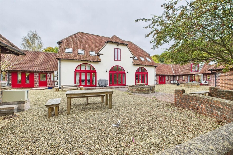 Wraxall Hl, Wraxall for lease - Building Photo - Image 2 of 4