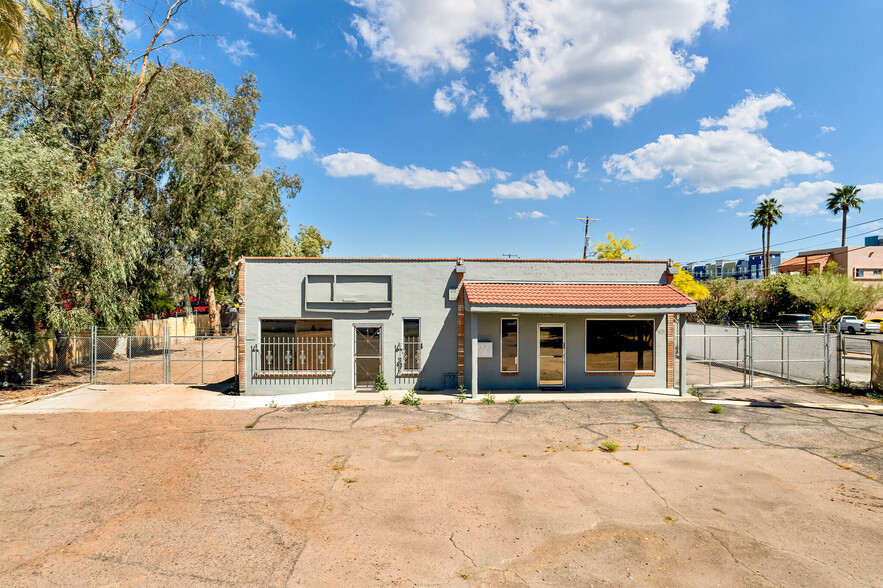 1219 S McClintock Dr, Tempe, AZ for lease - Primary Photo - Image 1 of 6