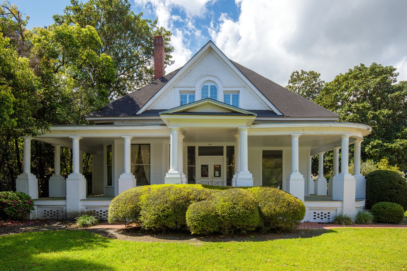 1008 N Patterson St, Valdosta, GA 31601