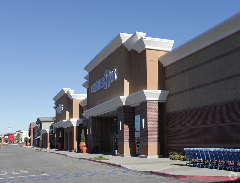 24303485 Cajalco Rd, Corona, CA, 92881 Property For Lease on