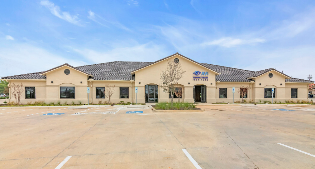 251 W Southlake Blvd, Southlake, TX for lease Building Photo- Image 1 of 12