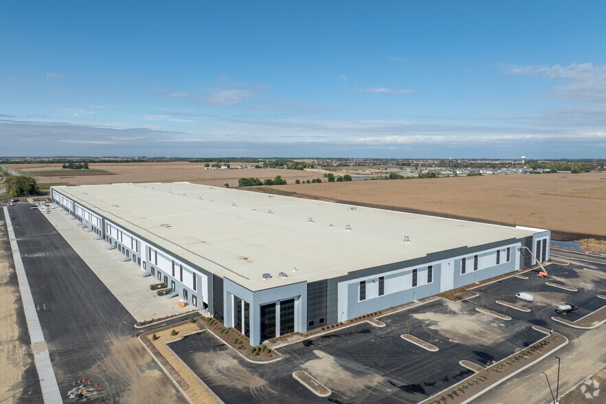 26220 W 143rd St, Plainfield, IL for lease - Building Photo - Image 2 of 2