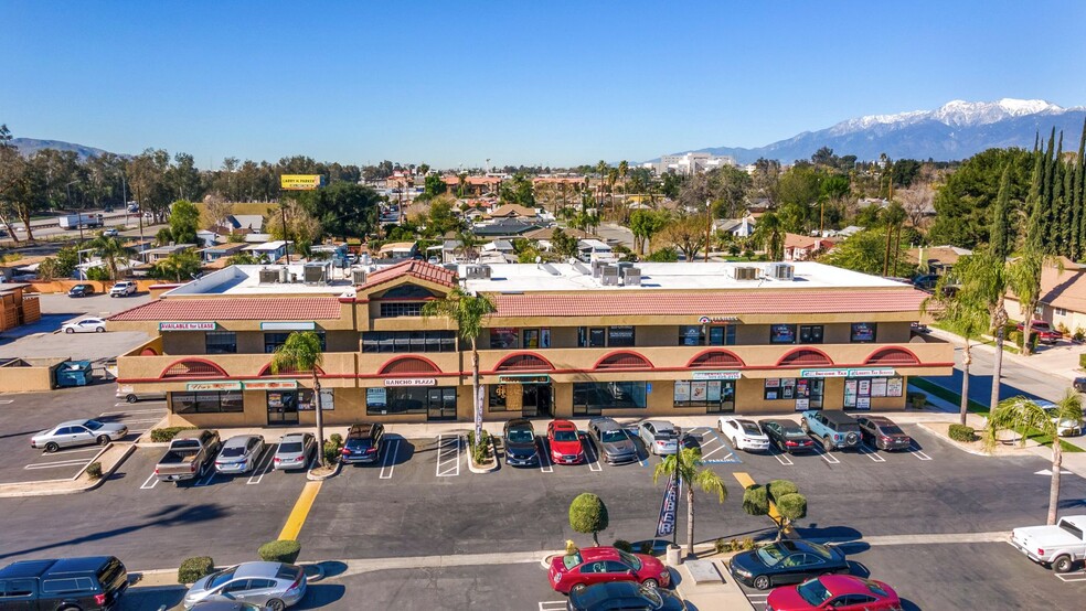 801-833 W Valley Blvd, Colton, CA for lease - Building Photo - Image 1 of 6