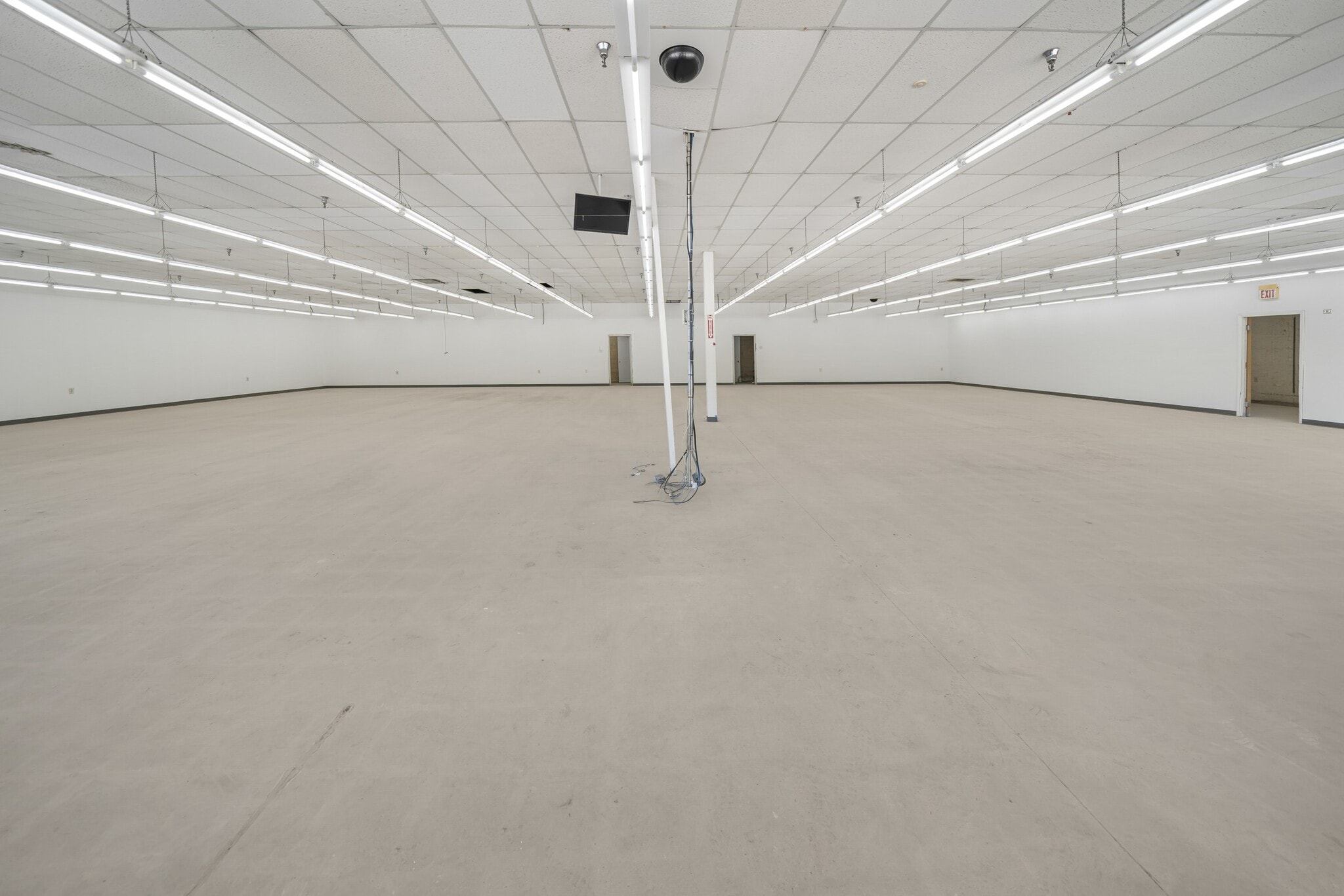 500 N Main St, Marion, NC for lease Interior Photo- Image 1 of 12