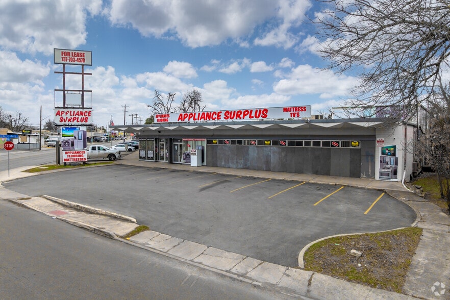 1613 Fredericksburg Rd, San Antonio, TX for lease - Building Photo - Image 3 of 10