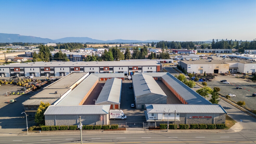 Super Self Storage portfolio of 2 properties for sale on LoopNet.com - Building Photo - Image 3 of 17