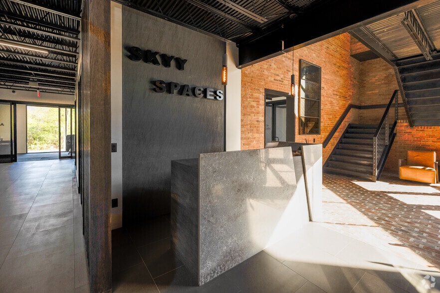 220 W Bridge St, Dublin, OH for lease - Lobby - Image 1 of 28