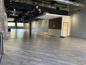 1813-1819 E Kenilworth Pl, Milwaukee, WI for lease Building Photo- Image 1 of 5