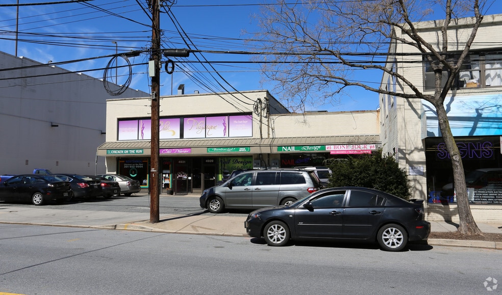 4927-4933 Saint Elmo Ave, Bethesda, MD for lease - Building Photo - Image 3 of 4