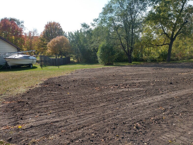 300 E 4th St, Monticello, MN for sale - Primary Photo - Image 1 of 2