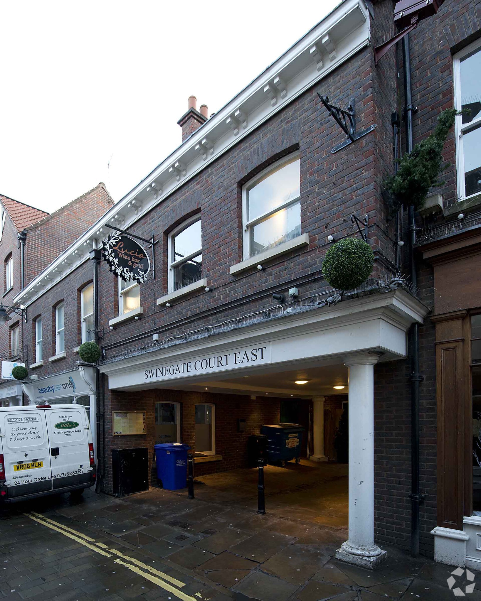 Swinegate Ct E, York for sale Primary Photo- Image 1 of 1