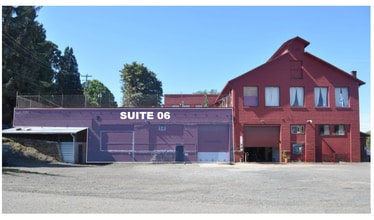 55 NE Farragut St, Portland, OR for lease Interior Photo- Image 2 of 23