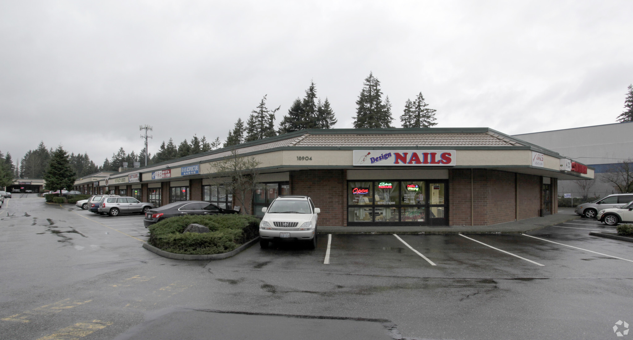 18904-18910 Highway 99, Lynnwood, WA for lease Primary Photo- Image 1 of 2