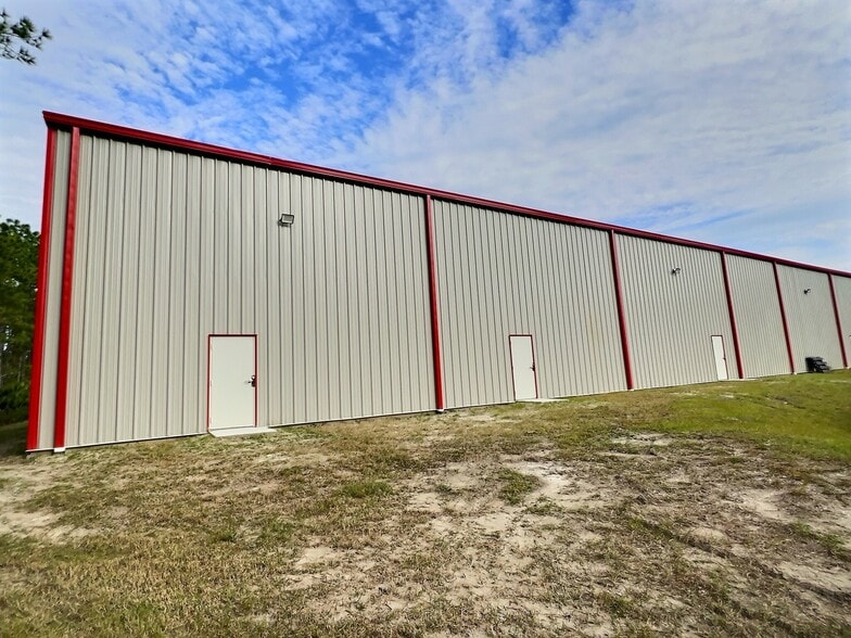 25 Railside Way, Palm Coast, FL for lease - Building Photo - Image 3 of 6