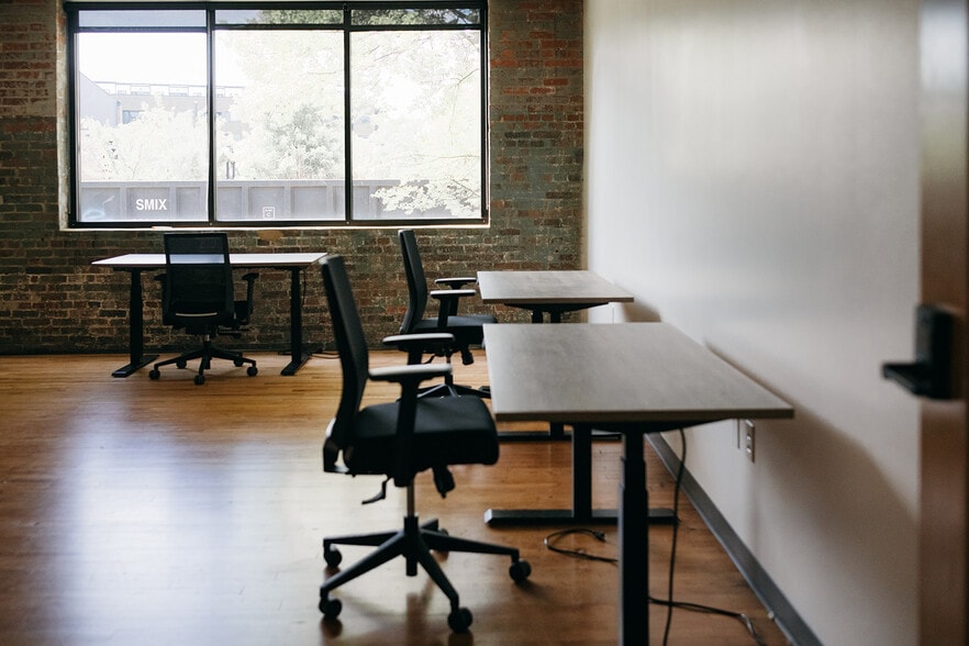 110 Somerville Ave, Chattanooga, TN for lease - Interior Photo - Image 3 of 48