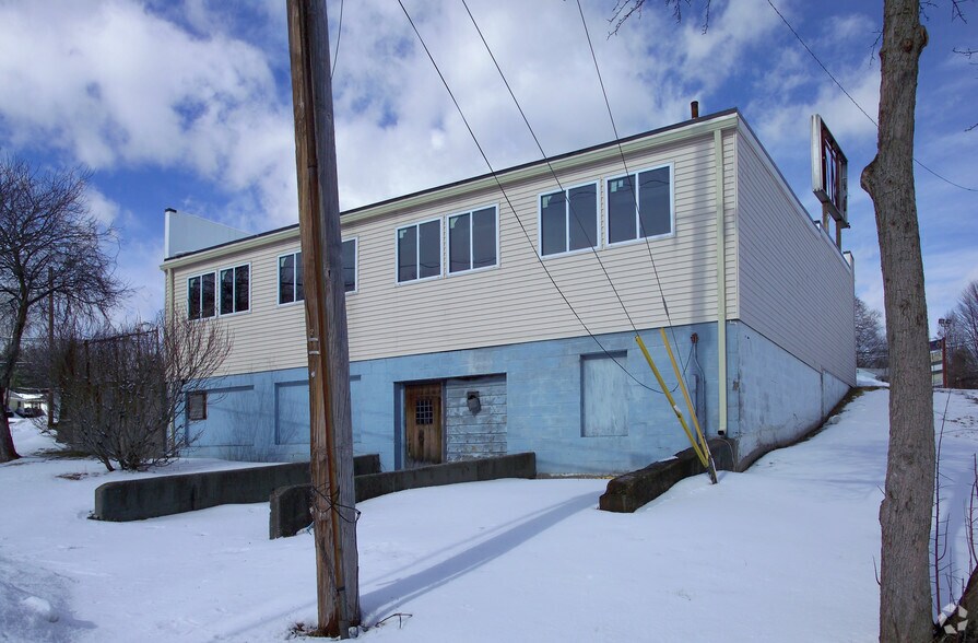 272 Westfield Rd, Holyoke, MA for sale - Building Photo - Image 3 of 3