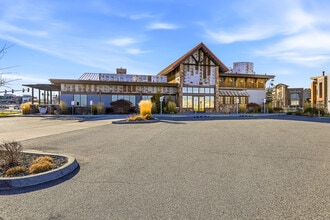 4862 W Hildebrand Blvd, Kennewick, WA for lease Interior Photo- Image 1 of 14