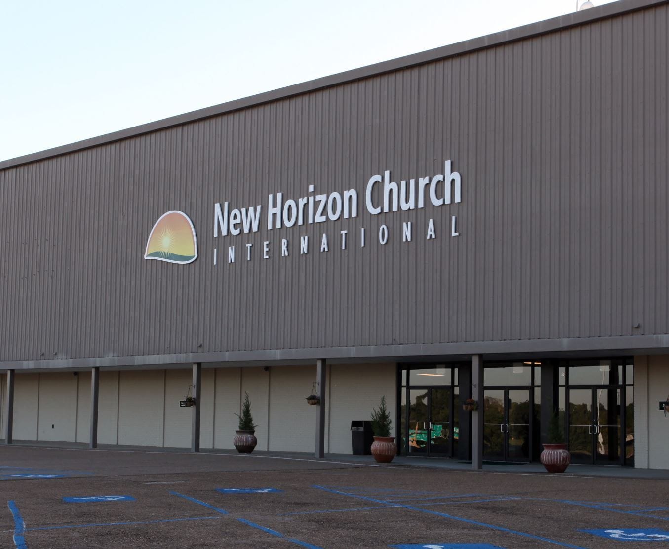 1770 Ellis Ave, Jackson, MS for sale Primary Photo- Image 1 of 2