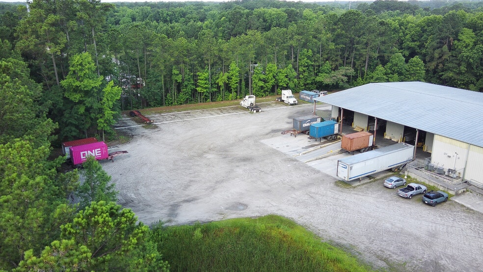 142 Nettles Industrial Blvd, Savannah, GA for lease - Building Photo - Image 2 of 4
