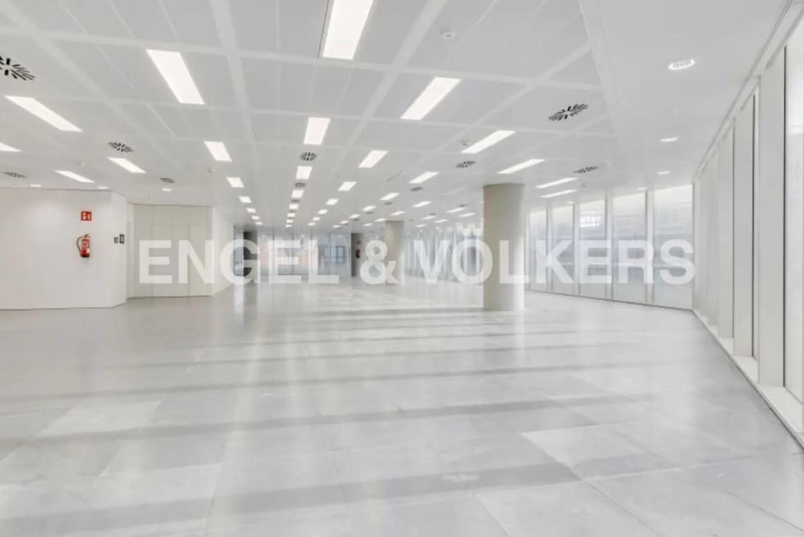 Office in Barcelona, Barcelona for lease Interior Photo- Image 1 of 1