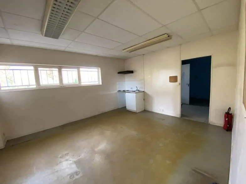 Flex in Vernouillet for sale - Interior Photo - Image 3 of 11