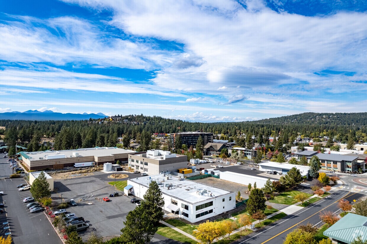 213 SW Columbia St, Bend, OR for sale Building Photo- Image 1 of 1