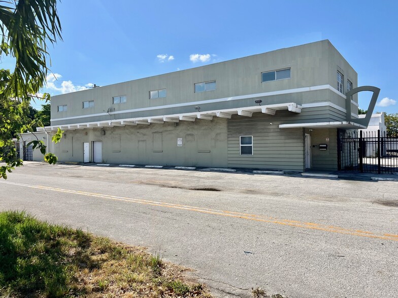 2000 N Dixie Hwy, Hollywood, FL for sale - Building Photo - Image 2 of 22