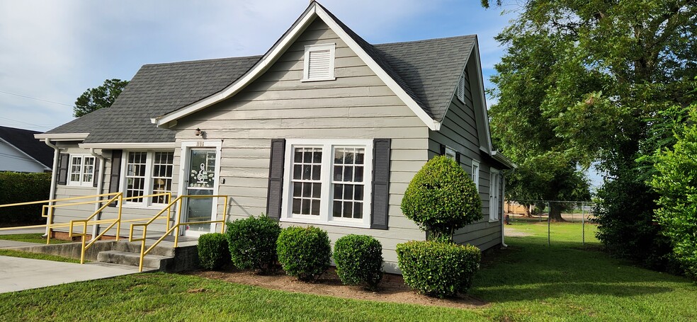 1106 Eager Dr, Albany, GA for lease - Building Photo - Image 3 of 8