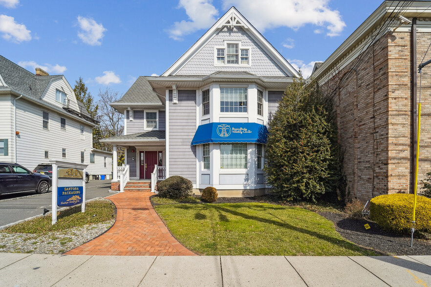 414 Centre St, Nutley, NJ for sale - Building Photo - Image 1 of 30