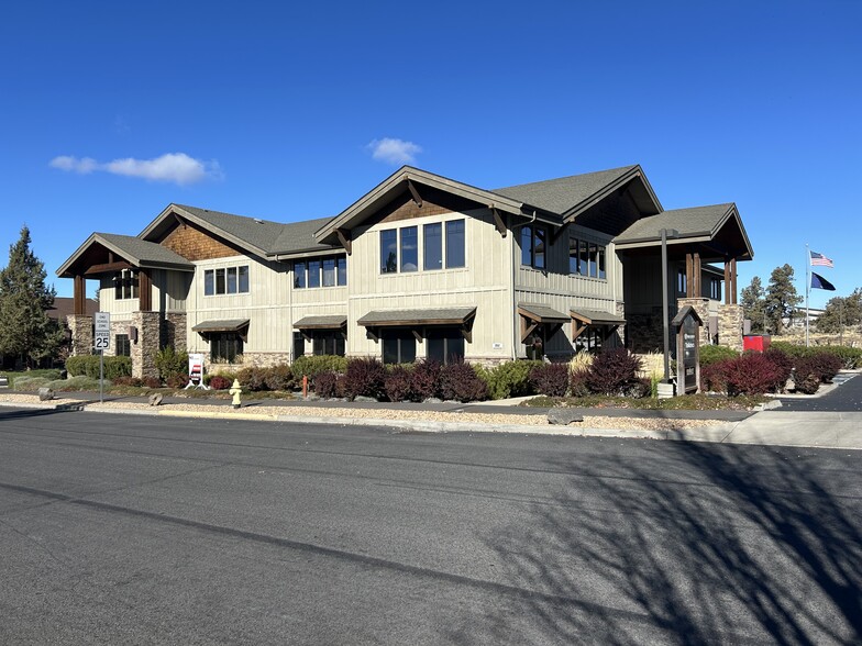 525 SW Umatilla St, Redmond, OR for sale - Building Photo - Image 2 of 40