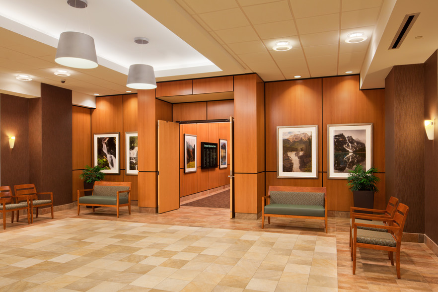 631 Professional Dr, Lawrenceville, GA for lease - Lobby - Image 3 of 7