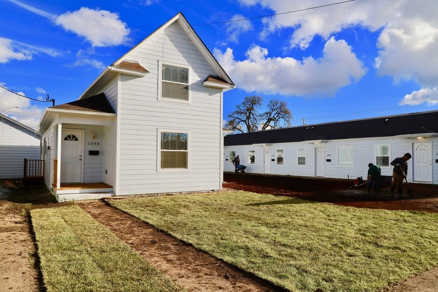 1348 12th St, Salem, OR for sale - Primary Photo - Image 1 of 22