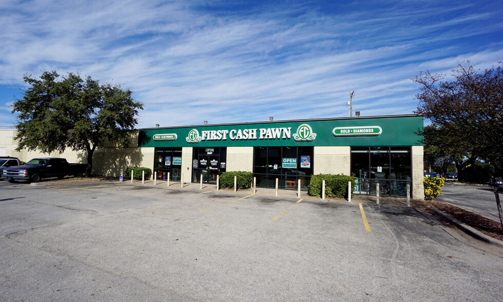 1800 S Mays St, Round Rock, TX for lease - Building Photo - Image 3 of 5