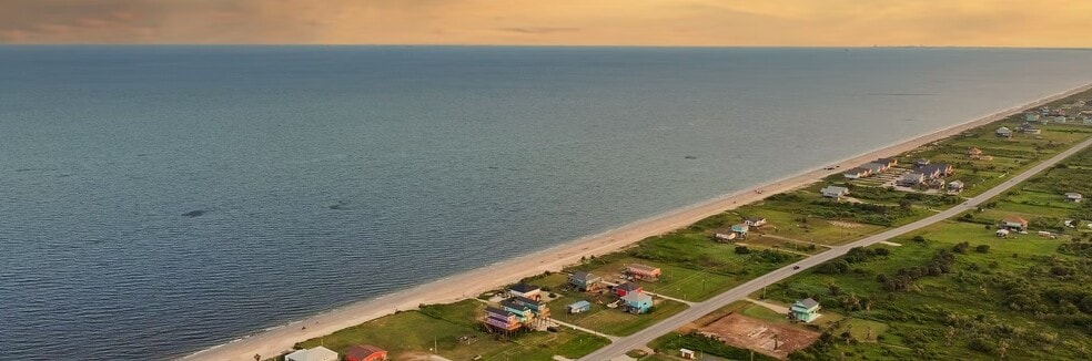 1023 Victoria Lane, Gilchrist 77617, Bolivar, TX for sale - Aerial - Image 3 of 13