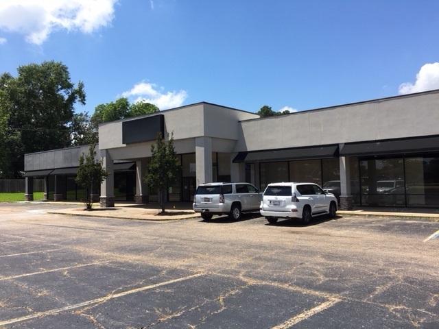 2940 Bert Kouns Industrial Loop, Shreveport, LA for lease - Building Photo - Image 2 of 5