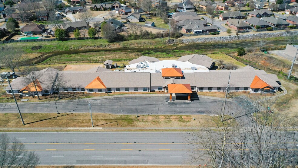 10310 Bailey Cove Rd SE, Huntsville, AL for sale - Building Photo - Image 1 of 9