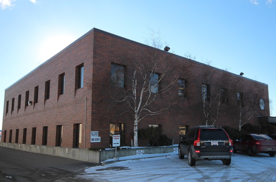 14535 118th Ave NW, Edmonton, AB for lease - Building Photo - Image 3 of 10