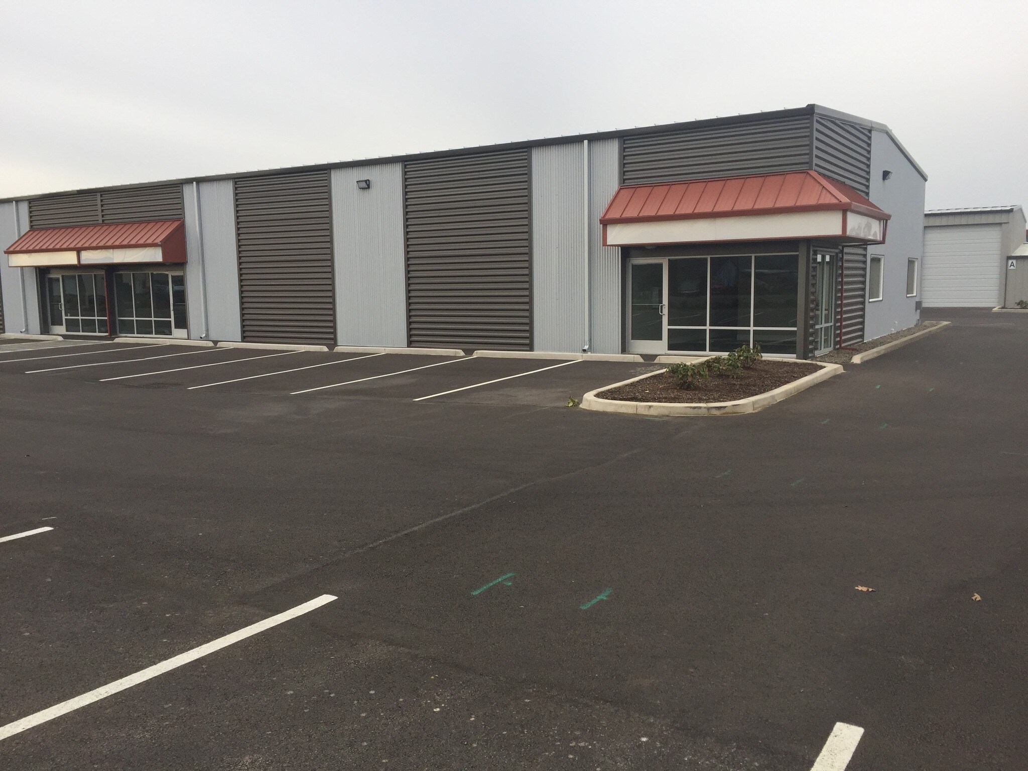 3032 Schmidt Ln, Hubbard, OR for sale Building Photo- Image 1 of 1